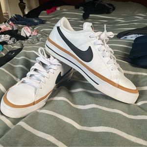 Womens Nike Sneakers